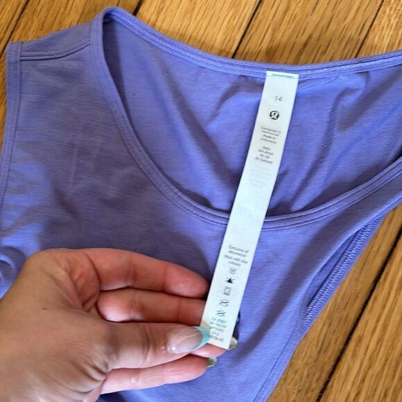 NWT Lululemon Shoulder Cut-out yoga tank - Picture 10 of 11